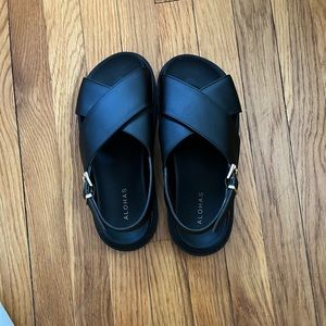 Alohas Marshmallow Cactus - Black Vegan Sandals Size 40!
